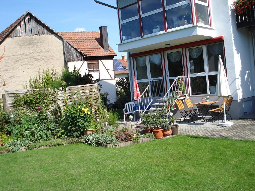 Ferienwohnungen - Gaestehaus Gertrud Moog- Rust Exteriör bild